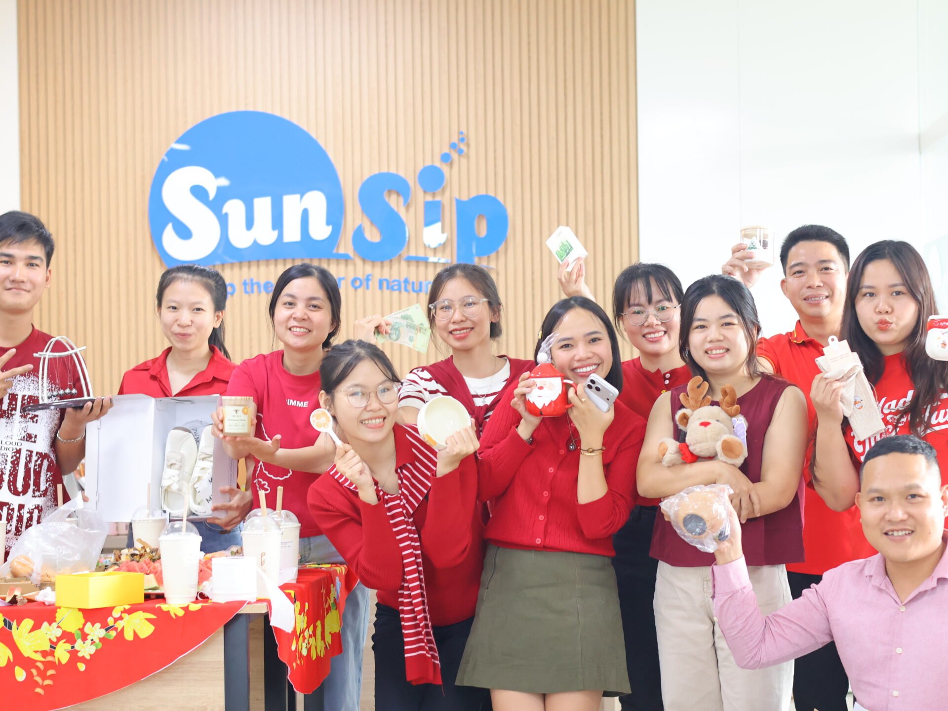 The Second Christmas of the SunSip