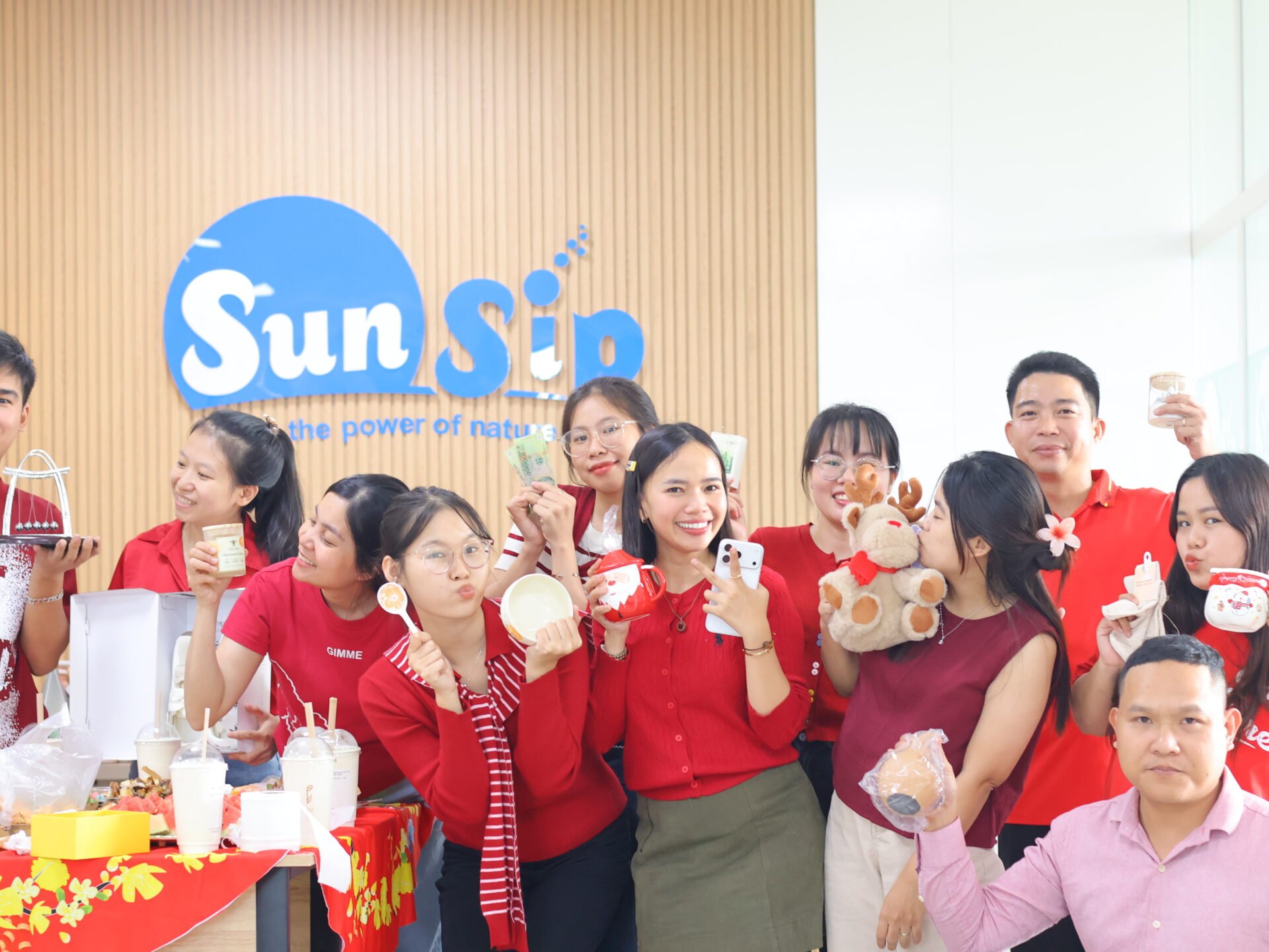 The Second Christmas of the SunSip